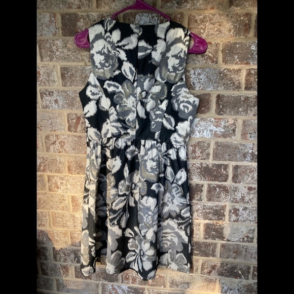 ANTHROPOLOGIE TABITHA Black Gold Floral A-Line Dress Lined w/ Pockets Sz 4 - Picture 8 of 14